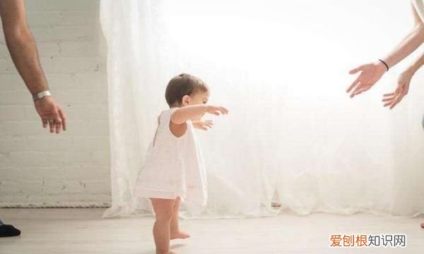 十个月的女孩标准体重是多少,三岁十个月宝宝身高体重标准是多少