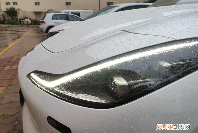 天青色等烟雨,而我在等你下一句