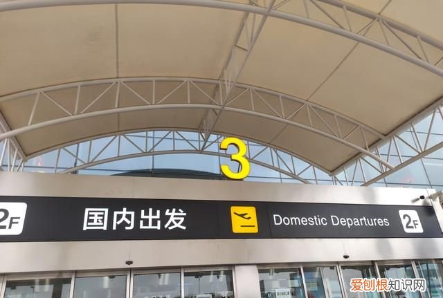 天青色等烟雨,而我在等你下一句