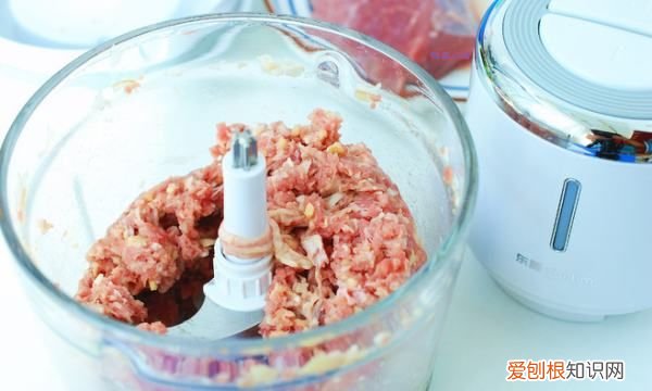 牛肉蒸饺的馅怎么做，牛肉萝卜蒸饺怎么做馅好吃呢