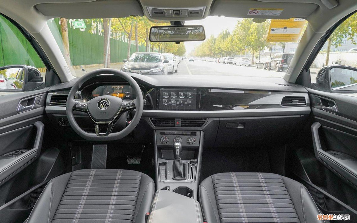 十万元左右的轿车什么车最好?