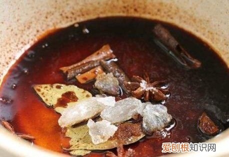 怎么做腊肉炒腌菜，酸萝卜炒腊肉的做法