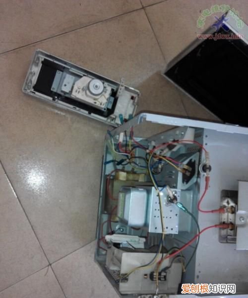 微波炉绝缘处理方法，微波炉内云母绝缘板烧黑破裂会造成停机保护