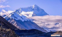 珠峰高度是多少米，中国第一次测量珠穆朗玛峰高多少米