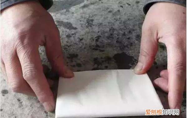 怎样叠书法界格，怎样用宣纸折叠书法折格子