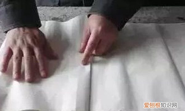 怎样叠书法界格，怎样用宣纸折叠书法折格子