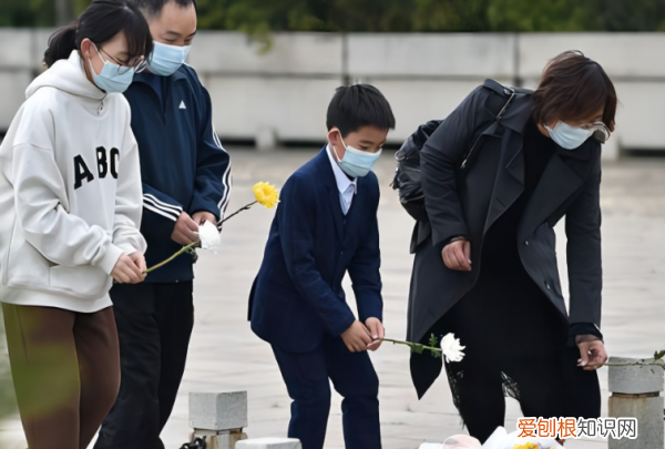 传统清明节几月几日，清明时节南方人吃什么