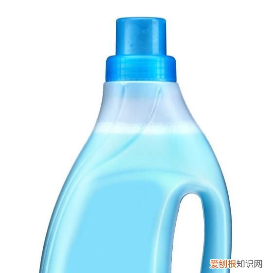 生活技巧小妙招小白鞋发黄怎样洗