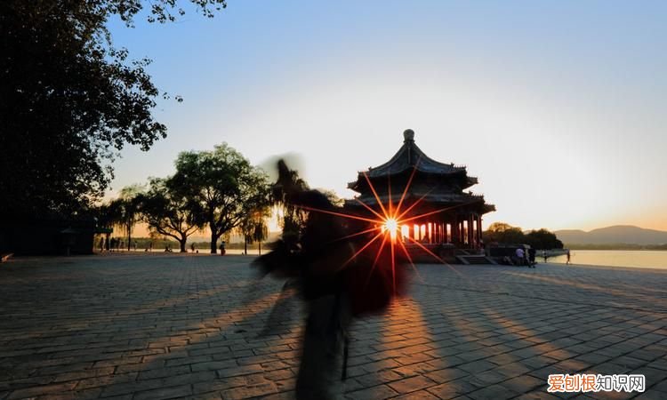 中灰渐变镜如何使用，拍摄风光的时候最佳光圈值