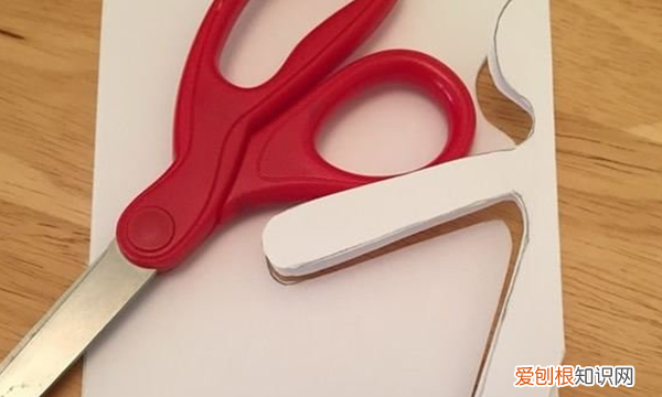 纸娃娃怎么做,纸片人制作教程