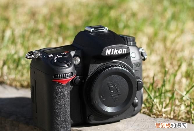 尼康d7000价格多少，尼康d7000属于什么相机