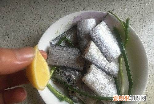 椒盐带鱼怎么做，什么孩子们要放鞭炮什么要过春节了