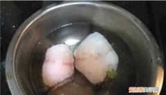 鳕鱼需要怎么处理，怎样去除鳕鱼上的腥味