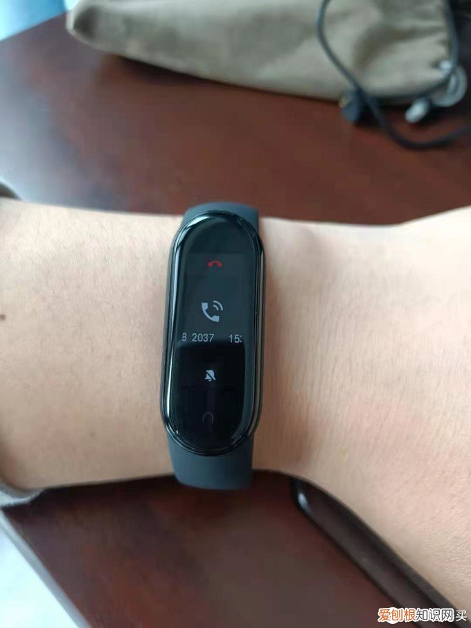 小米手环iphone可以用吗？