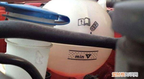 冷却液漏水怎么办，车子冷却液漏水是怎么回事