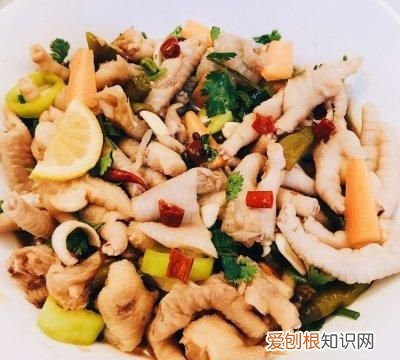 年夜饭高端大气菜谱泡鸡爪,年夜饭必备的酸辣无骨鸡爪