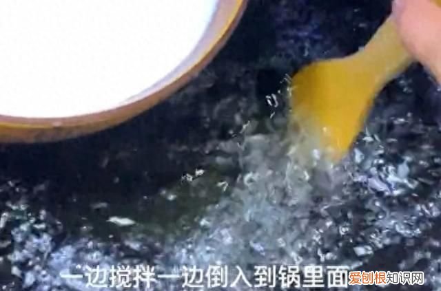 淀粉加水倒进油锅能做出什么美食