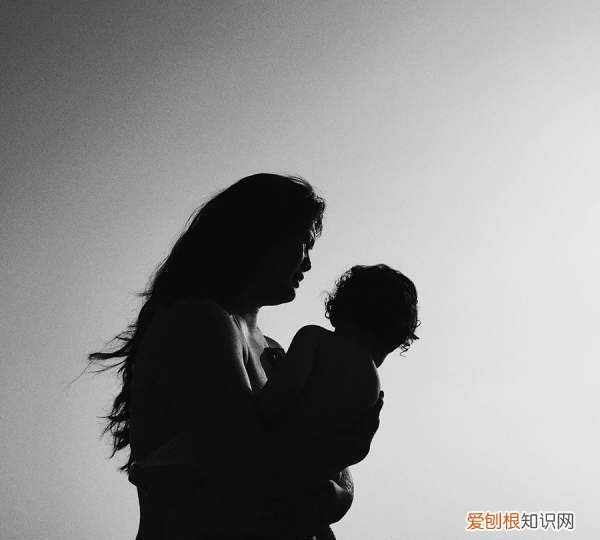 关于离别母亲的句子，母亲离别伤感的句子有哪些