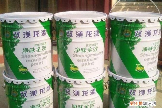 用什么东西快速溶解乳胶漆，用什么溶剂可以擦洗掉已干透的乳胶漆