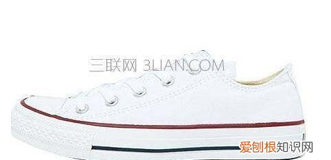 白帆布鞋怎么洗不发黄，白色帆布鞋发黄了怎么洗才会白一点