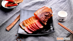 腊肉有点发霉能吃，腊肉发霉了还能吃吗 发霉腊肉的处理方法