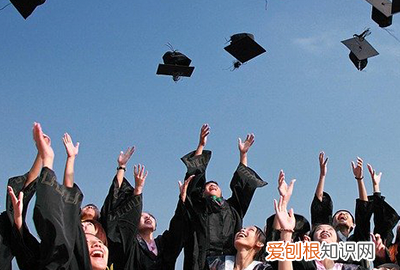 3十4学校是什么学历，3+2本科和普通本科毕业证一样吗?