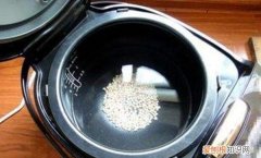 九阳电饭煲煮粥水米比例，用电饭煲煮粥水米比例是多少
