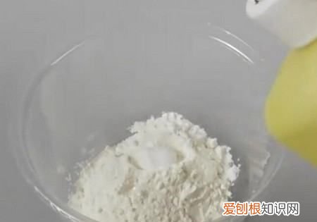 自制强力胶的方法，怎样自制胶水简单方法