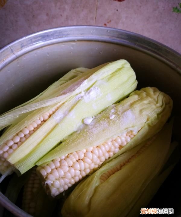 怎样煮玉米又甜又粘稠，煮玉米怎么才能更加软糯
