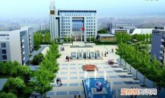 上海工商职业技术学院多大，上海工商职业技术学院嘉定校区