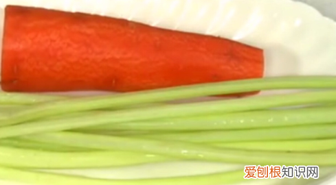 芹菜胡萝卜的做法，芹菜可以和胡萝卜一起吃