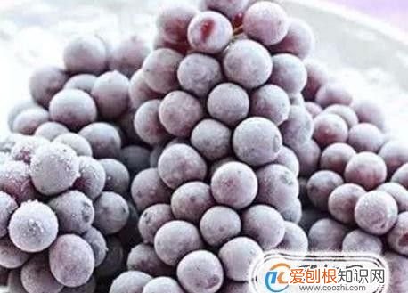 葡萄冷冻一年还能吃吗，蓝莓放在冰箱里一年还能吃