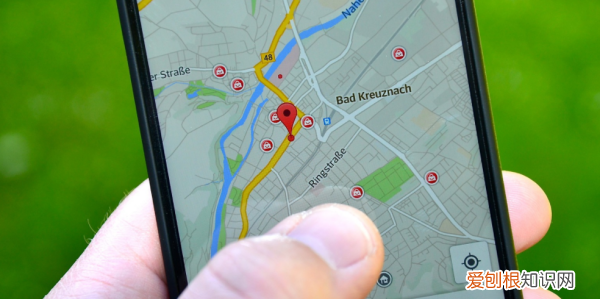 如何更换百度地图语音包，百度地图怎么设置更换导航语音