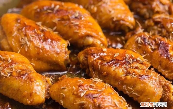一对炸鸡翅的热量,一个红烧鸡中翅的热量是多少