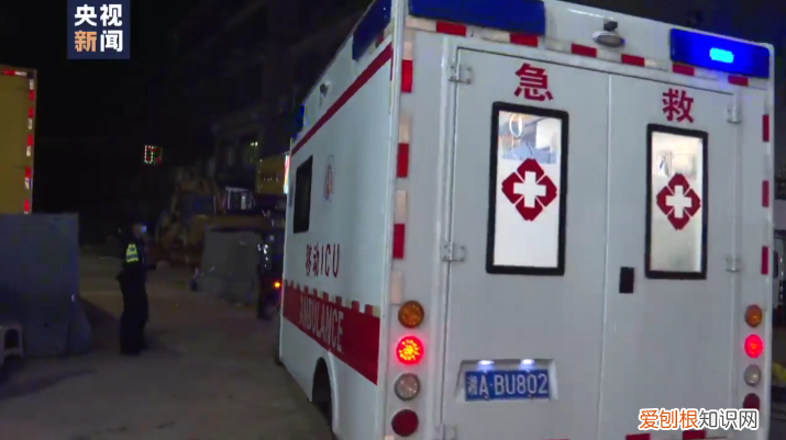 长沙自建房倒塌事故困者讲述煎熬经历:敲管子敲了两天两夜