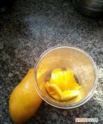 芒果放在冰箱冻起来还能吃，切好的芒果放冰箱第二天能吃吗