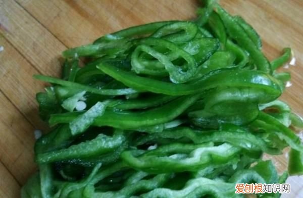 如何做鱼香肉丝，怎么做鱼香肉丝