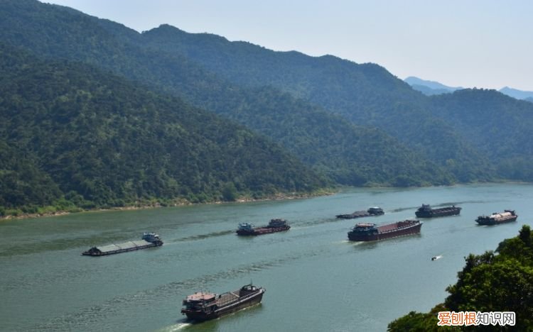 十月一去哪里旅游好玩