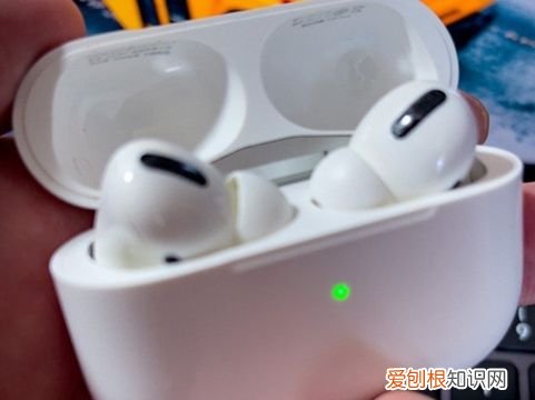 AirPods怎么和手机连接