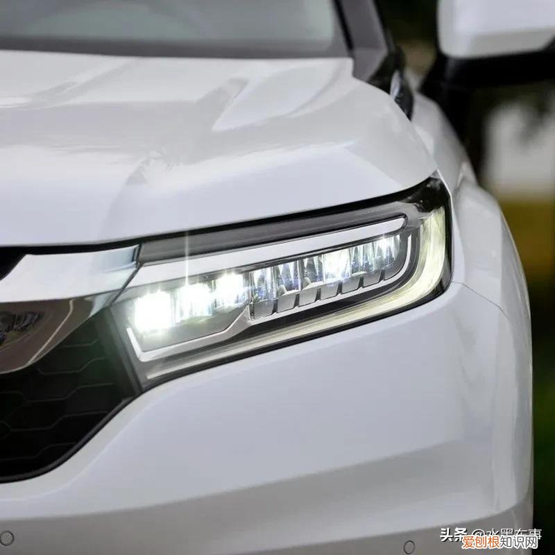 汽车氙气大灯与LED大灯哪个好？