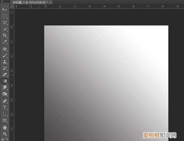 PS咋的才能做出金属光泽，ps怎么做出金属光泽字体