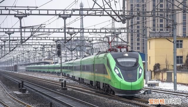 高铁c字头g字头d字头是什么意思