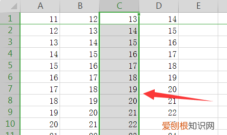 excel如何快速选取一列，wps怎么快速选中一列很长的数据