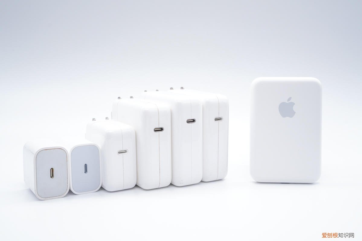 苹果MagSafe无线充电宝怎么样？