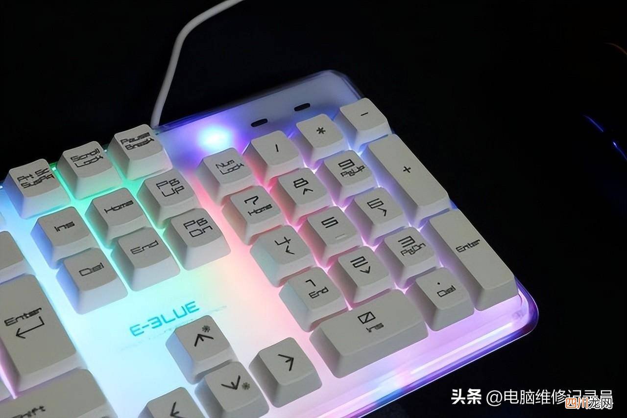 键盘空格键没反应的原因 机械键盘空格键失灵了怎么办