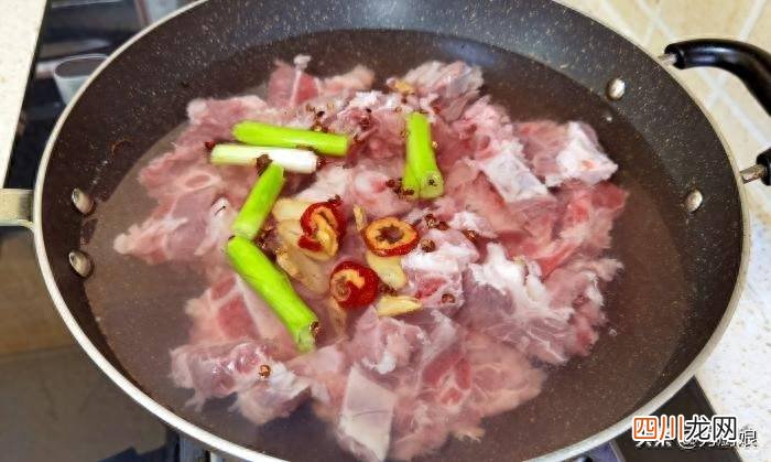 排骨汤的家常做法 排骨汤怎么炖最好喝