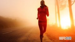 跑步机跑步对膝盖不好？什么样的跑步机不伤膝盖