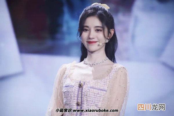 艺名只改了一个字 鞠婧祎原名叫什么，出道前名字为鞠婧伊