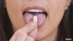 宝宝发热时吃什么食物？怎么判断宝宝是不是发高烧？