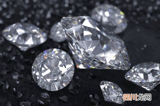 怎么辨别钻石真假?